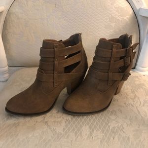 Forever boots